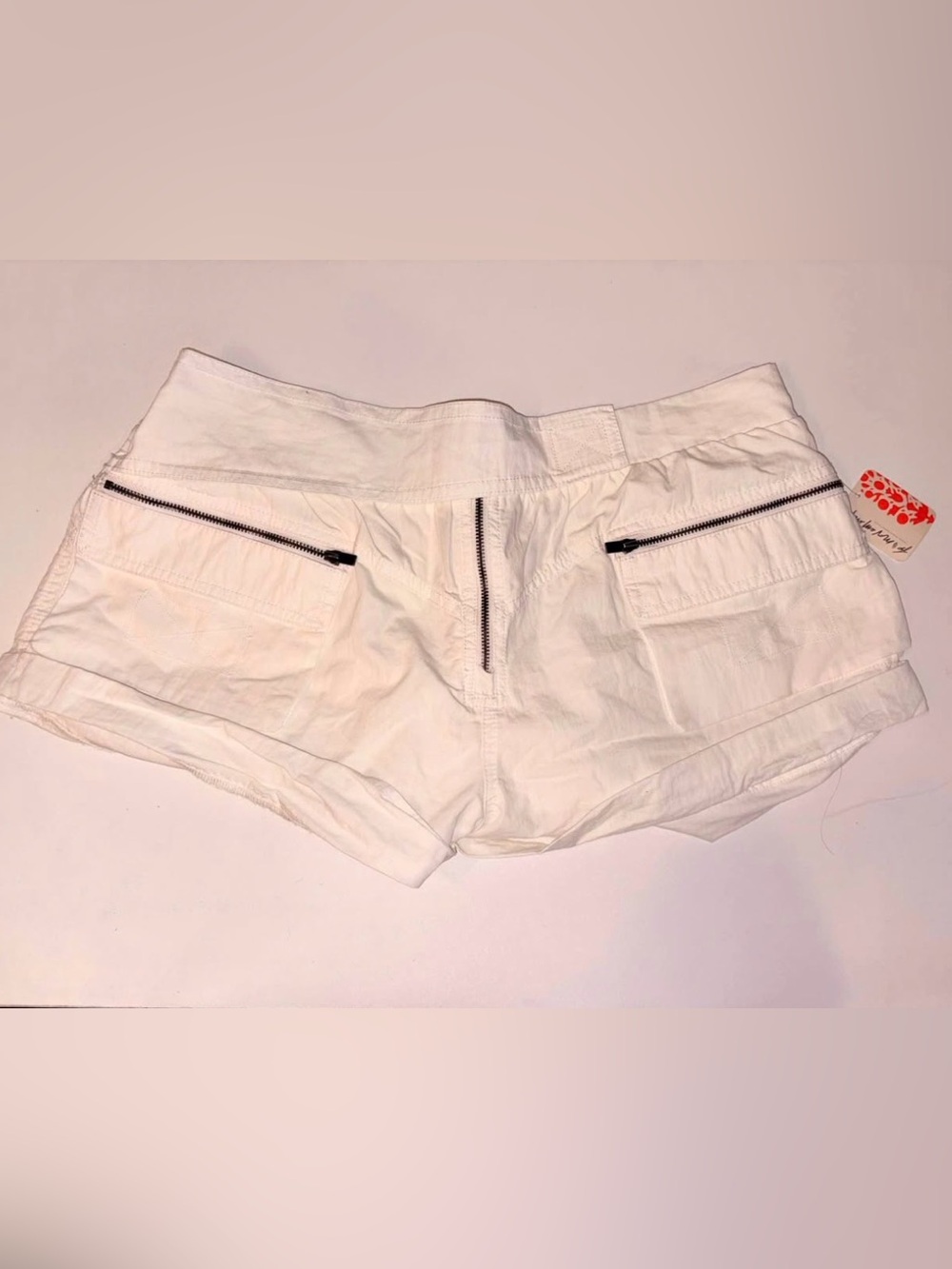 NWT FP Movement White/Ivory Utility Zip Pocket Shorts Size M - Free People
